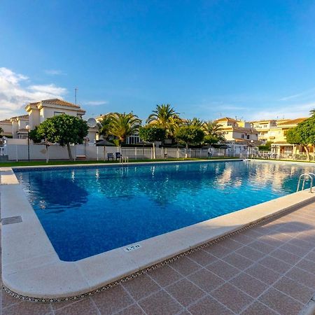 He Doris Playa Flamenca Exterior foto